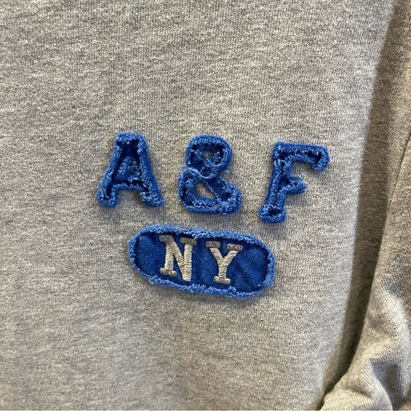 Ad: Abercrombie & Fitch Mens Sweatshirt Crew A&f 1892 Gray Heathered Pull Over M - Picture 7 of 11